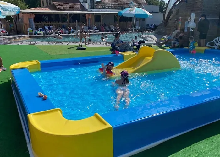 Mobil Avec Terrasse - 4 Pers, 2 - Api-1-52-1237 Вик-сюр-Сер