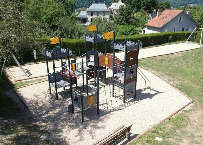 Camping Mobil Avec Terrasse - 4 Pers, 2 - Api-1-52-1237 Vic-sur-Cère